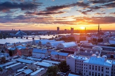Riga şehir panoraması. Letonya
