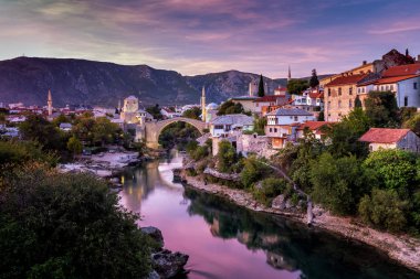 Bosna'da Mostar eski kentinin görünümü