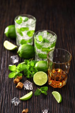 ROM ve mojito kokteyller için madde. Üstten Görünüm