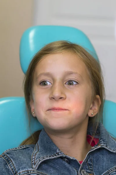 Close Portrait Little Girl Dentist Office — Stock Photo, Image