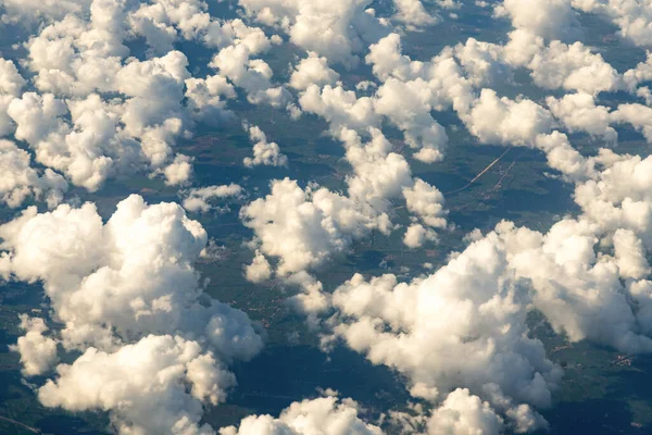Gyönyörű Táj Légi Kilátás Felhők Felett Égen Nap Sugarai Felhőkben — Stock Fotó