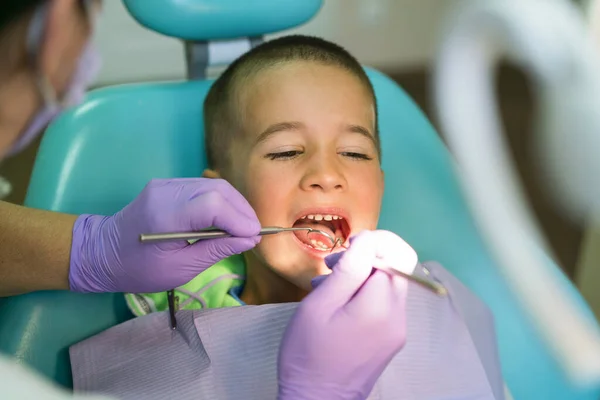 Pediatric Dentist Examining Little Boy Teeth Dentists Chair Dental Clinic — Stock Photo, Image