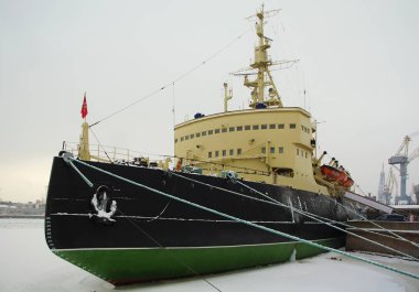 Saint-Petersburg Buzkıran