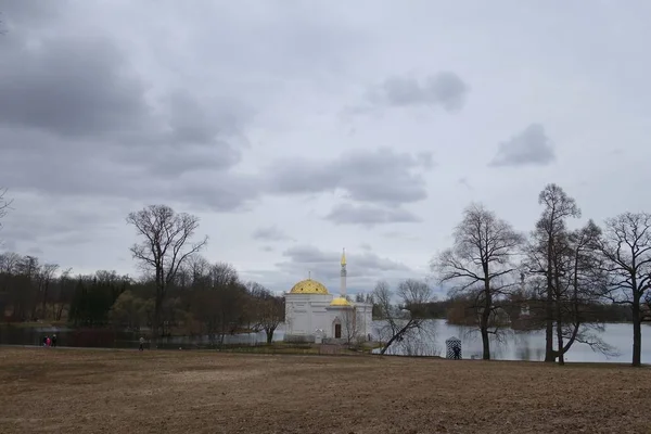 Павильон турецкой бани в парке Екатерины — стоковое фото