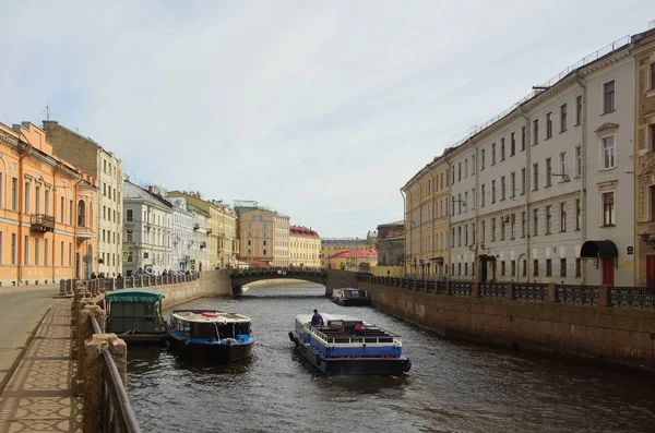 Rivière Xoka à Saint-Pétersbourg — Photo