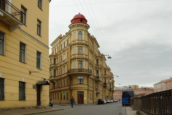 House on the embankment of the Moika River — Stock Photo, Image