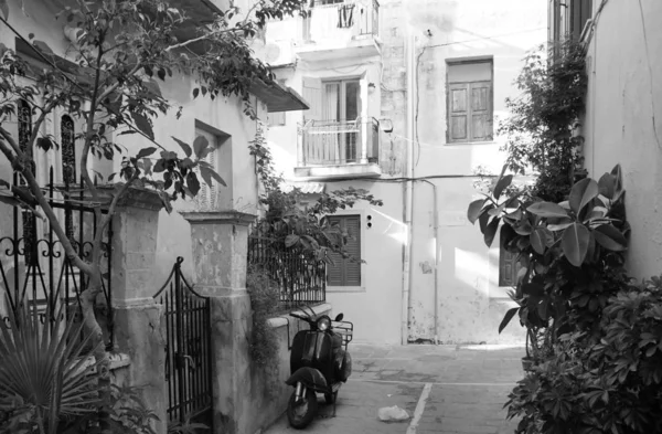 Dar sokak Güney sabah