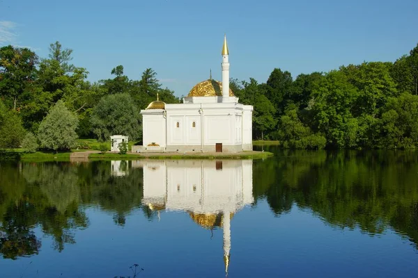 Solig sommardag i Catherine Park — Stockfoto