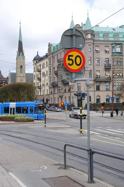 Maio Domingo passeio no centro de Estocolmo — Fotografia de Stock