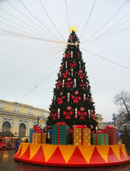 Mercado de Navidad en la Plaza Manezhnaya — Foto de Stock