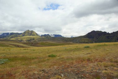 Botnar 'ın Torsmork rotasında İzlanda' da büyüleyici ve ilginç bir yaz yürüyüşü.
