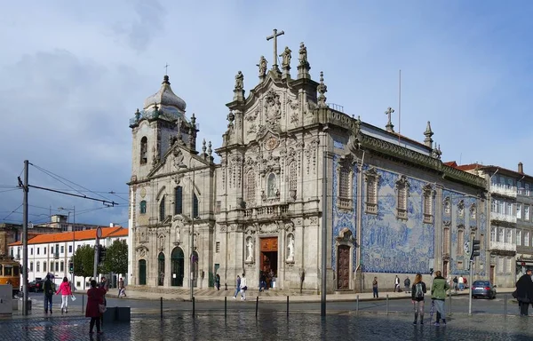 Regenachtige Herfstdag Uitzicht Het Historische Deel Van Stad Kerk Aan — Stockfoto