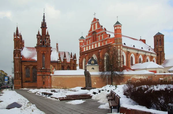 Зимнее Мрачное Утро Вид Готическую Церковь Анны Столице Литвы — стоковое фото