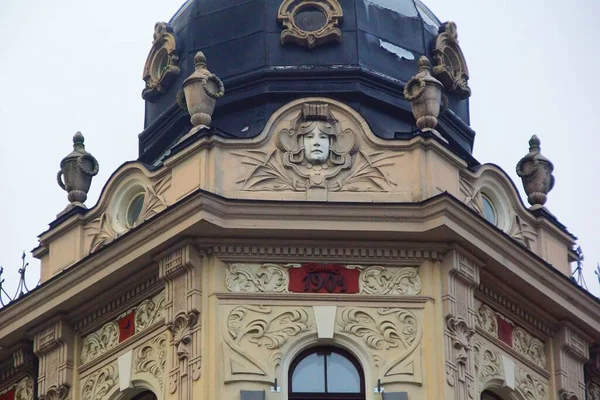 Фрагмент Фасада Жилого Дома Стиле Национального Романтизма Одной Центральных Улиц — стоковое фото