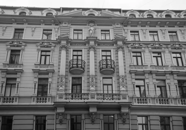 Фрагмент Фасаду Житлового Будинку Стилі Національного Романтизму Одній Центральних Вулиць — стокове фото