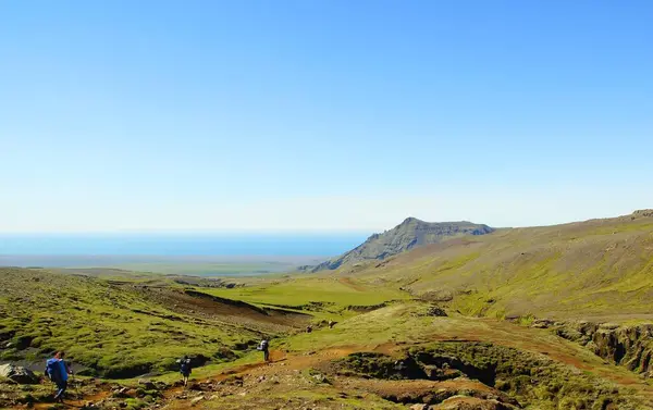 Faszinierende Sommerwanderung Island Land Der Vulkane Berge Gletscher Und Wasserfälle — Stockfoto