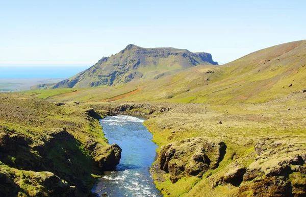 Fascinerande Sommarvandring Island Landet Vulkaner Berg Glaciärer Och Vattenfall Ingår — Stockfoto