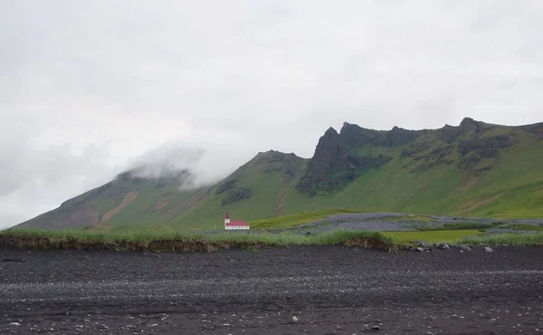 Συναρπαστική Καλοκαιρινή Πεζοπορία Στην Ισλανδία Στη Χώρα Των Ηφαιστείων Βουνά — Φωτογραφία Αρχείου