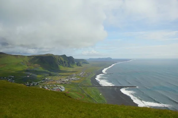 Fascinerande Sommarvandring Island Landet Vulkaner Berg Glaciärer Och Vattenfall Morgonpromenad — Stockfoto