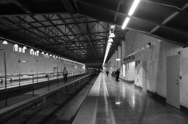 St. Petersburg 'daki Shushary metro istasyonunun bir parçası.