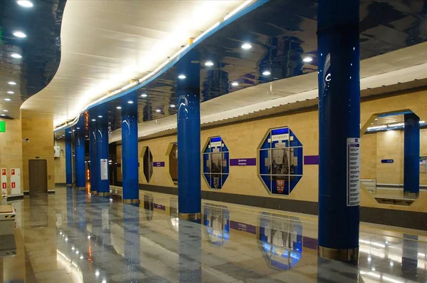 Een Fragment Van Het Interieur Van Het Metrostation Dunayskaya Petersburg — Stockfoto