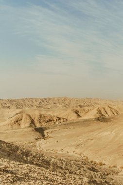 Verical manzaralı kuru Orta Doğu vahşi doğada İsrail tarih