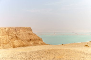 Stone mountain ve Lut Çölü görünümünden güzel doğa