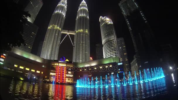 Petronas twin towers fontanna — Wideo stockowe