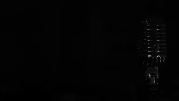 Професійний Концерт Вінтажний Відблиск Мікрофон Запису Або Розмови Аудиторією Сцені — стокове відео