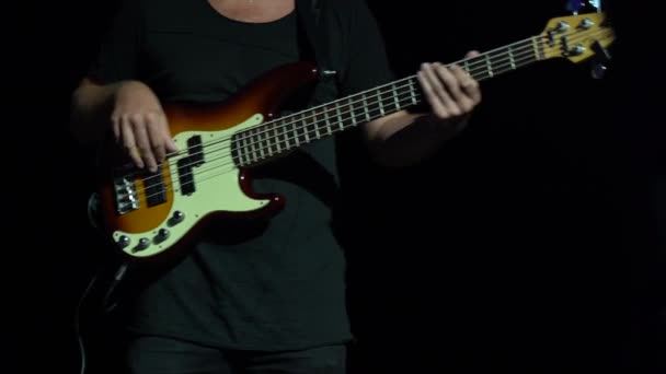 Стоковые Видео Bass ⬇ Скачать Футажи Bass | Depositphotos