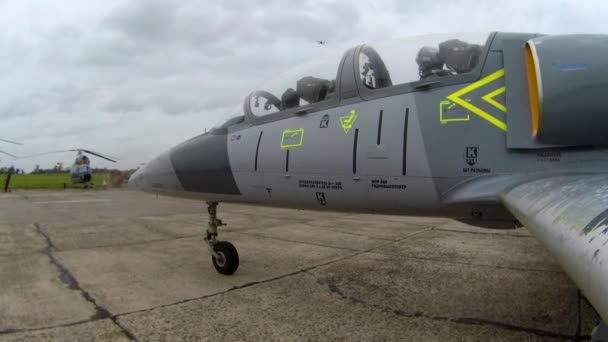 Gray Blue Fighter Training Aircraft Leaves Runway Old Airfield Cloudy — Stock Video