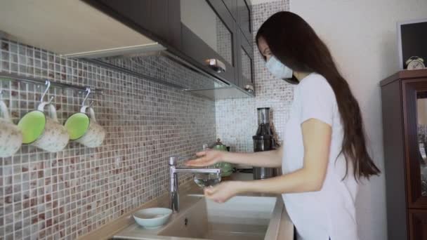 Beautiful Brunette Woman Kitchen Pick White Food Salt Using Microbial — Stock Video