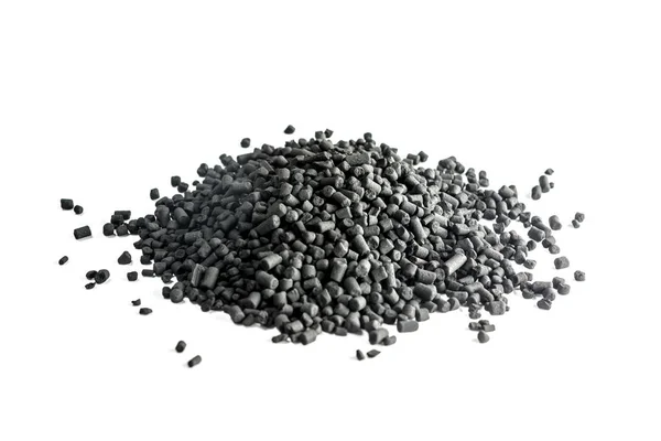 Гранульоване вугілля ізольоване на білому тлі Ліцензійні Стокові Фото