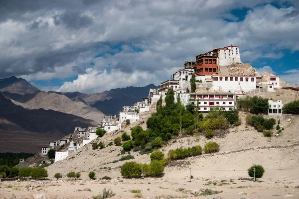 Thiksey Palace Ladakh — Stok fotoğraf