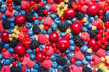 Yaz meyve ve çilek. ham organik çiftçi çilek 6 tip 