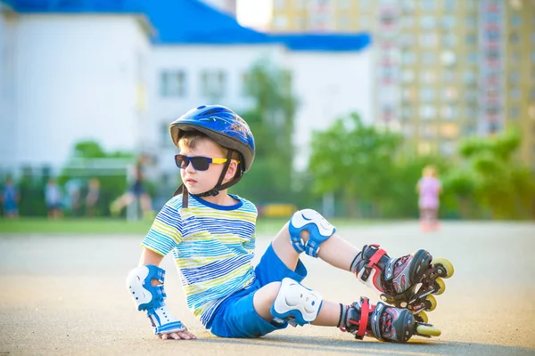 Happy Boy Protective Helmet Protective Pads Roller Skating Tired Boy — Stock Photo, Image