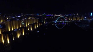 Astana, Kazakistan. Köprü ve Nehri Ishim havadan görünümü
