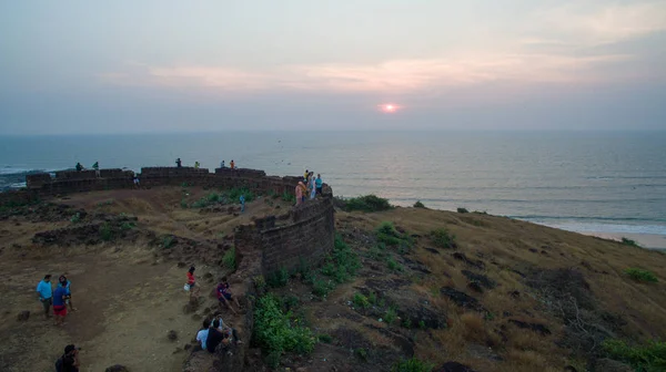 Ruïnes van het fort Chapora. De staat van de Goa, India. Luchtfoto — Stockfoto