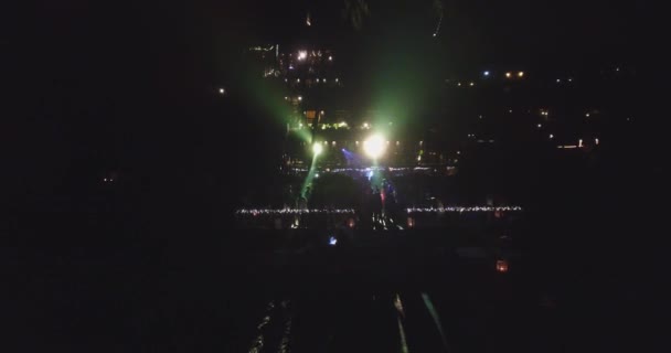 Party auf Club in Goa, Indien. Luftaufnahme. Nacht — Stockvideo