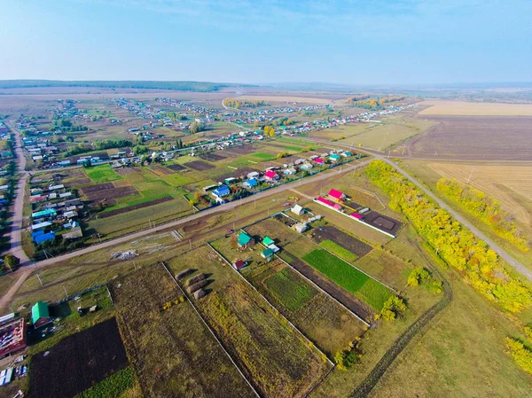 Vista aérea da paisagem rural russa no outono Fotos De Bancos De Imagens