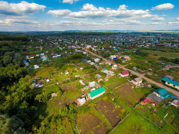 Sonbahar Rus kırsalında havadan görünümü