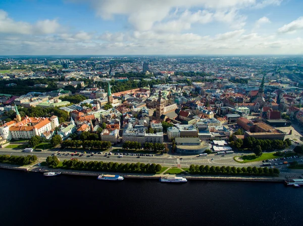 Aerial view of Riga old town, city market and river Daugava — Stock Photo, Image