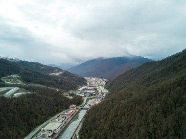 2017 04 Rosa Khutor, Sochi, Rusya Federasyonu,: şehrin havadan görünümü