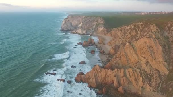 Cabo Roca, Portugal. Vistas desde el borde de la Europa continental . — Vídeos de Stock