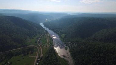 Kapova Mağarası, Shulgan tash doğa rezerv, Başkurdistan, Rusya Federasyonu. Havadan görünümü