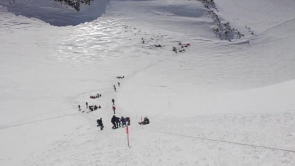 Subir ao topo de Elbrus — Vídeo de Stock