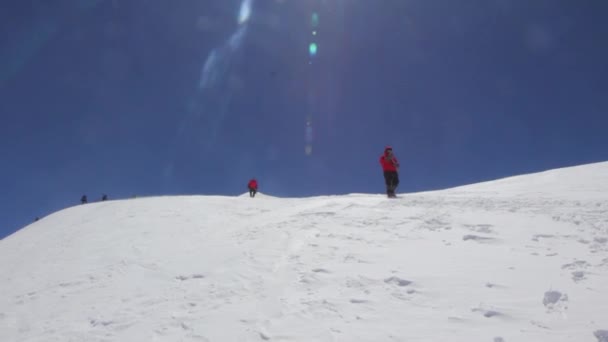 2014 07 Monte Elbrus, Russia: Arrampicata in cima a Elbrus — Video Stock