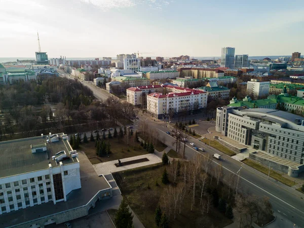 Das kulturelle zentrum der ufa-stadt. Luftbild — Stockfoto