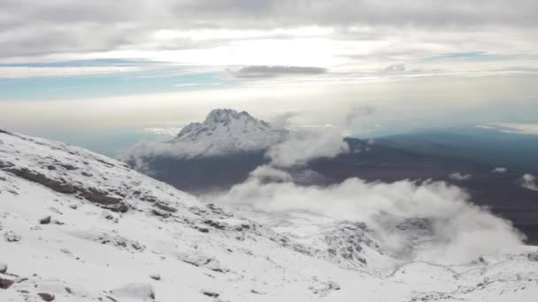 Τοπίο στην κορυφή του βουνού Kilimanjaro, Τανζανία — Αρχείο Βίντεο