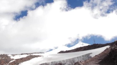 Elbruz Dağı'nın panoramik görünüm